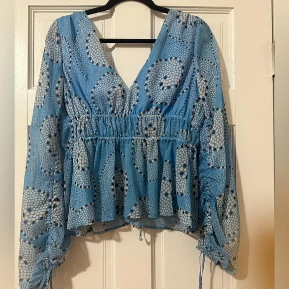 Staud Shelby Top, Shallow Whirlpool in size Small